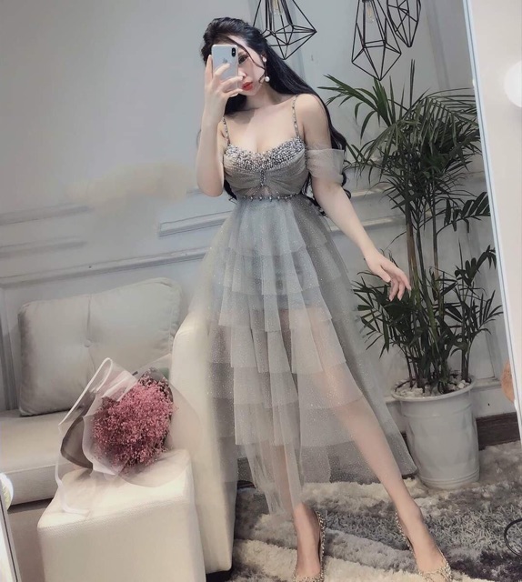 ẢNH &amp; VIDEO THẬT 10000%  Đầm xoè rớt vai tầng kết đá