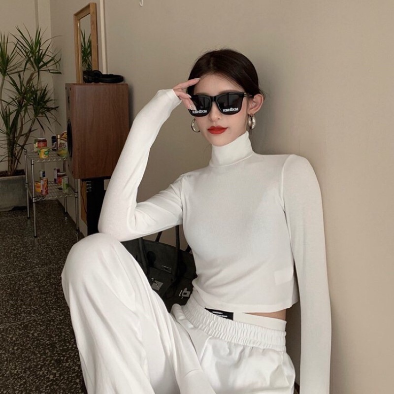 Áo thun tăm croptop dài tay cổ lọ màu đen, trắng - Freesize < 55kg
