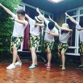 Áo phông trắng