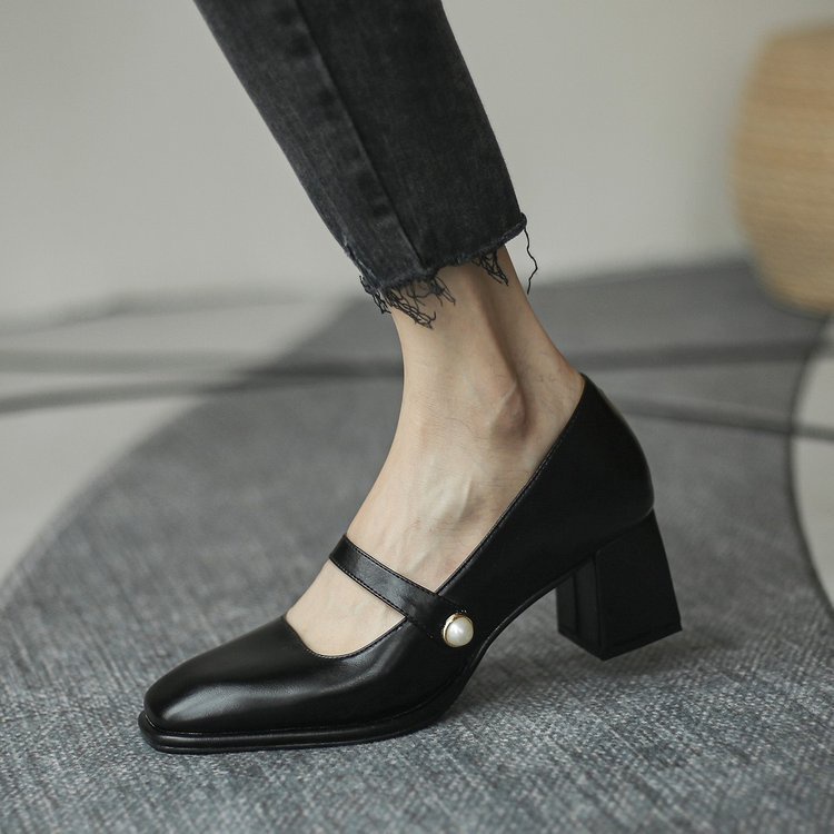 Giày cao gót style tiểu thư quai ngang