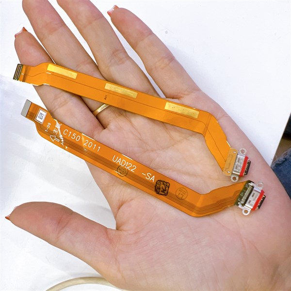 Cụm sạc Oppo Reno 4 Pro