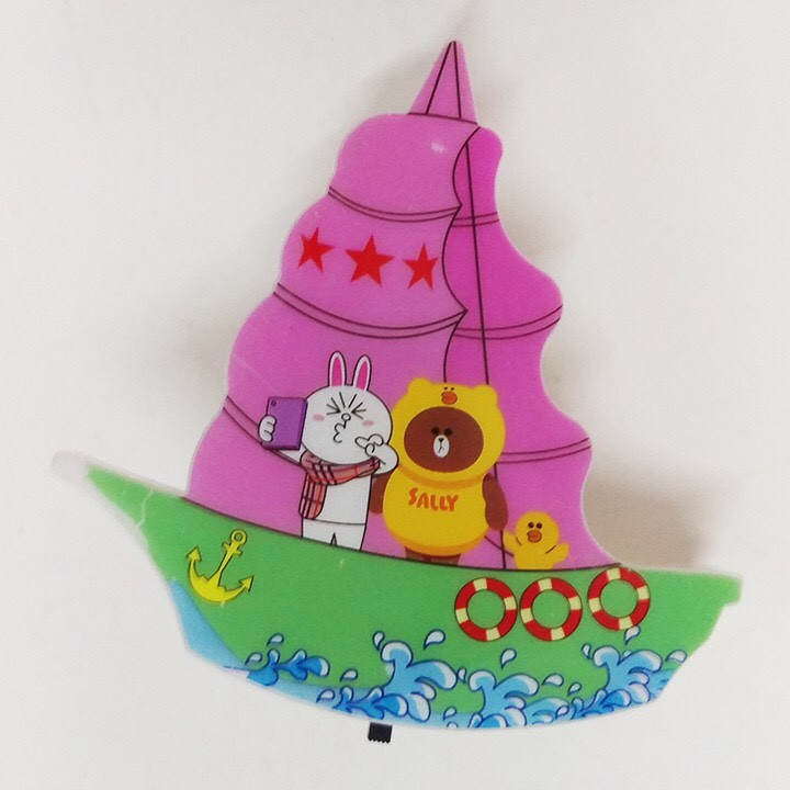 Đèn ngủ cảm ứng có công tắc nhiều hình dễ thương