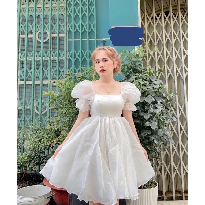 ĐẦM TRẮNG TAY PHỒNG