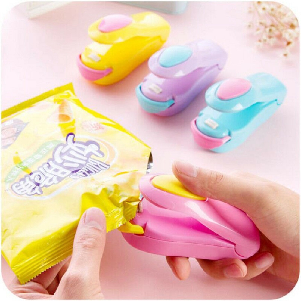 Máy đóng kín túi nhựa bằng nhiệt kích thước nhỏ gọn tiện dụng