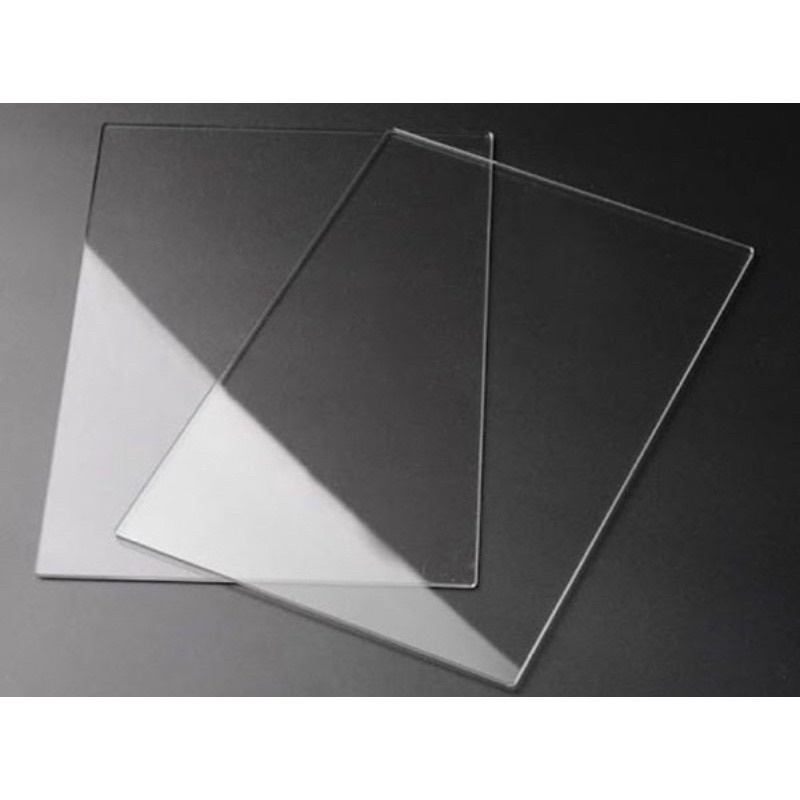 Bảng mica trong suốt trưng mẫu size a5