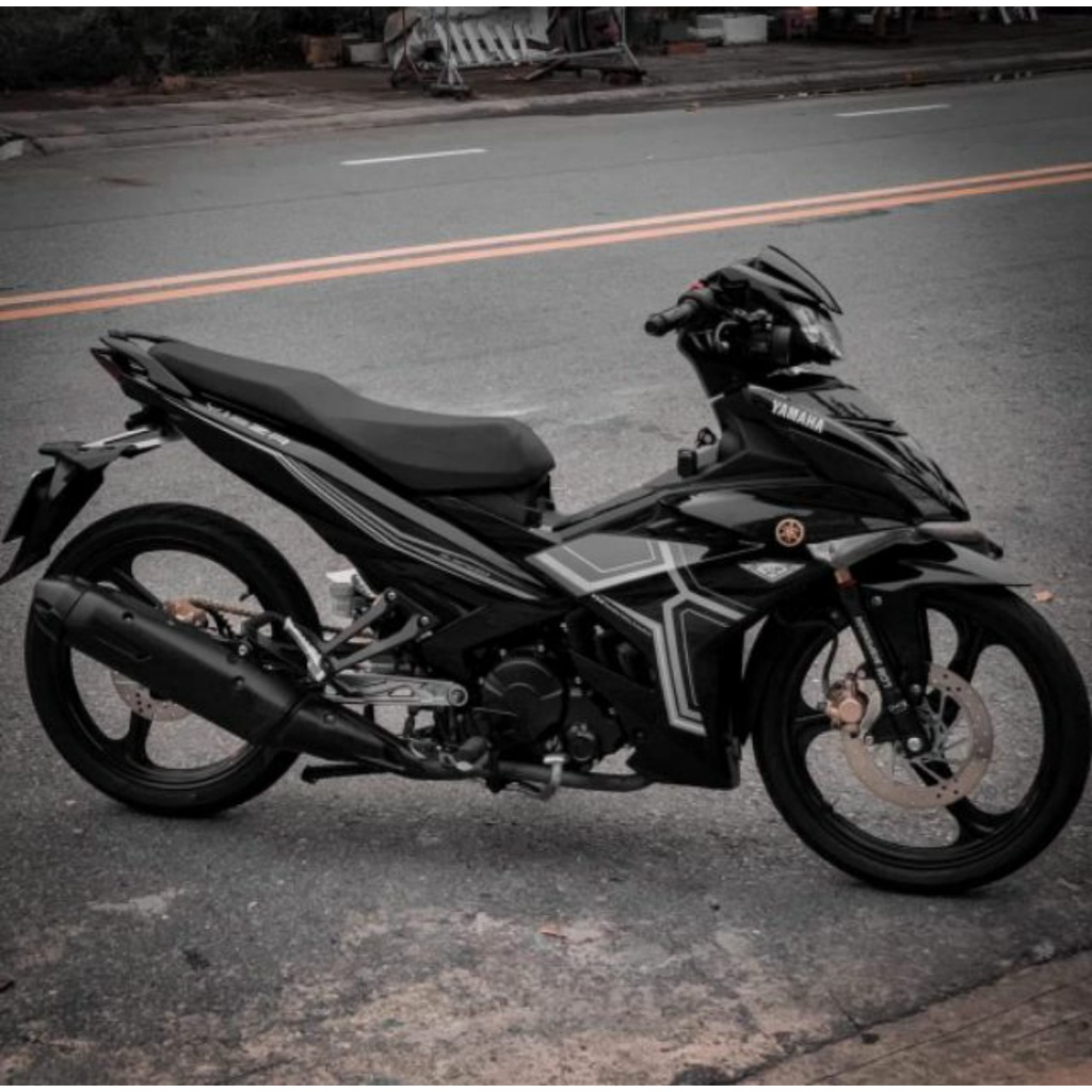 Tem Rời Yamaha Exciter 150 Y15ZR Chỉ Xám Trắng Dán Xe Đen