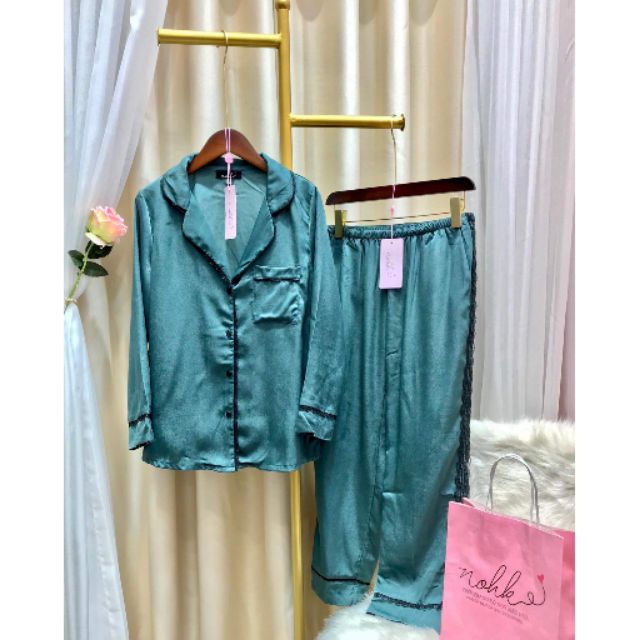 Bộ ngủ lụa trơn viền ren - NOHK