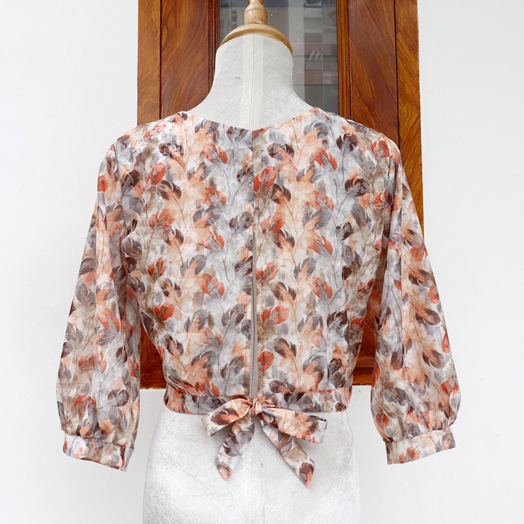 Áo kiểu croptop hoạ tiết thời trang vintage, dễ thương RM001