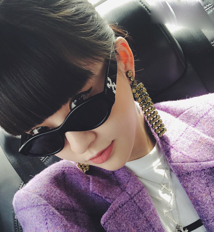 Kính mát gọng nhỏ phong cách hip hop Hàn Quốc cá tính thời trang cho nữ