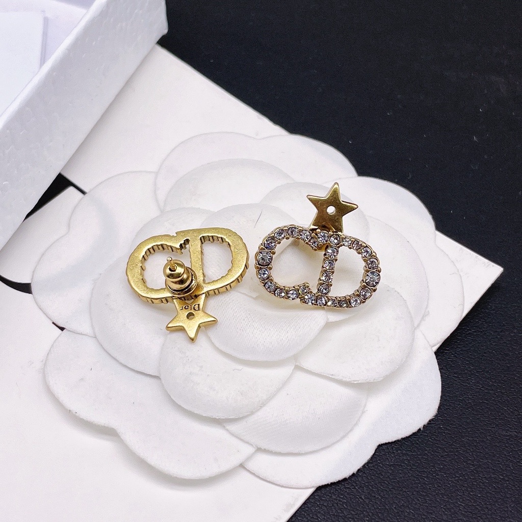 Khuyên Tai Đính Đá Họa Tiết Chữ Dior Thời Trang Thanh Lịch
