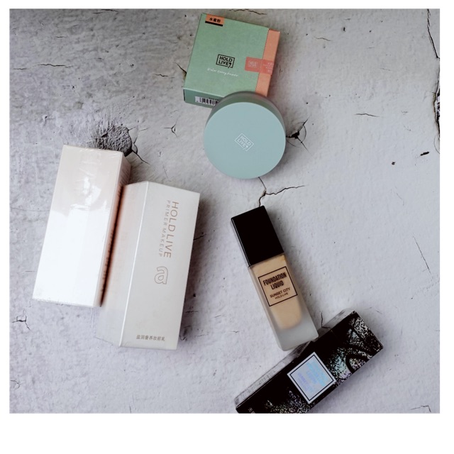 Kem Lót Trang Điểm Dưỡng Ẩm Ngọc Trai Holdlive | BigBuy360 - bigbuy360.vn