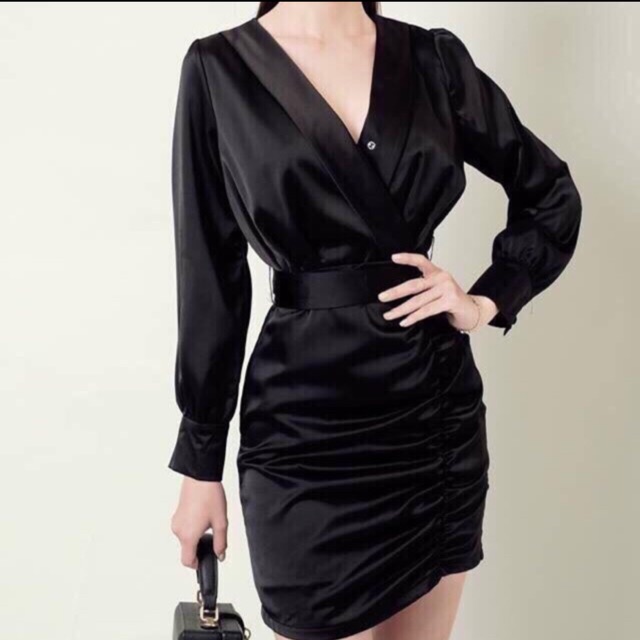 Đầm body nhún phi lụa đen