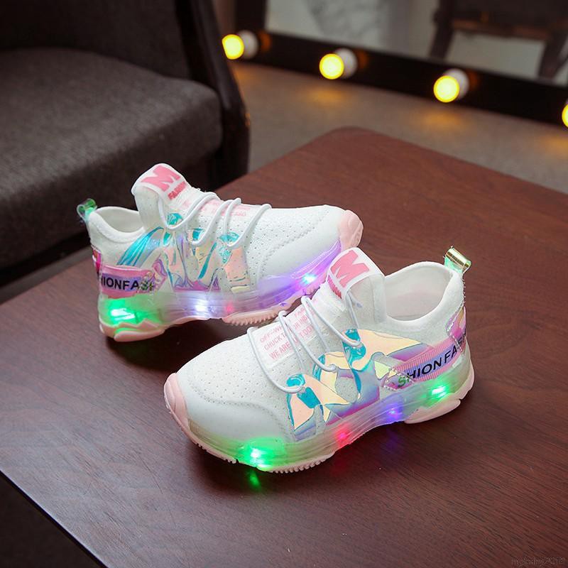 Giày Sneaker Đế Gắn Đèn Led Cho Bé Trai