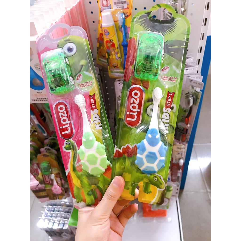 Bàn chải đánh răng trẻ em Lipzo tặng kèm ô tô