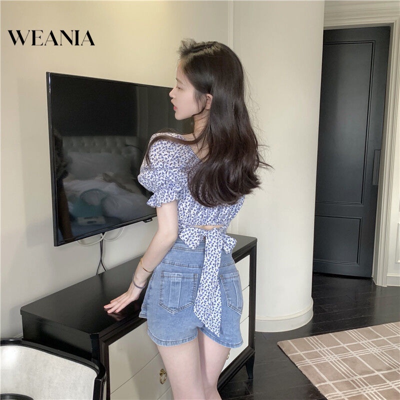 Áo Croptop Cổ Vuông Tay Phồng In Hoa Xinh Xắn Cho Nữ