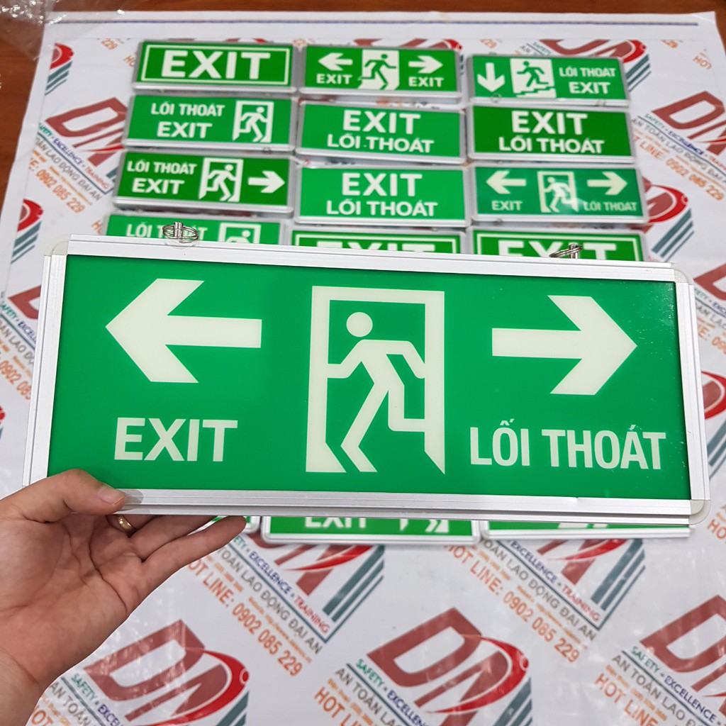 Biển chỉ dẫn thoát nạn YiFei dạ quang 2 mặt EXIT chỉ 2 hướng YF1017