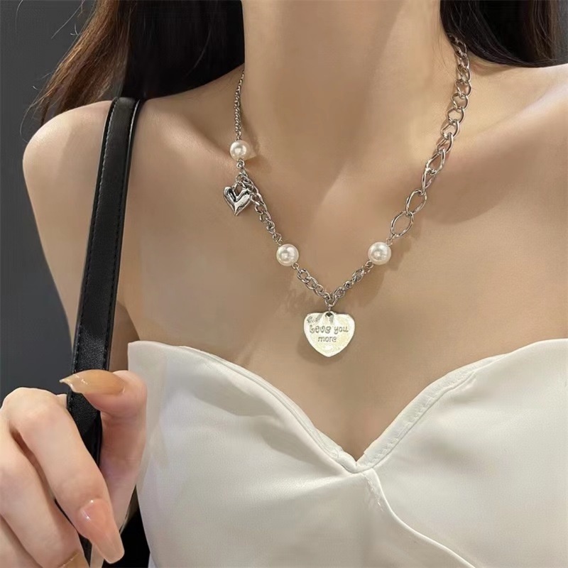 Vòng cổ dây xích phối ngọc trai mặt hình trái tim phong cách hip hop cho cặp đôi