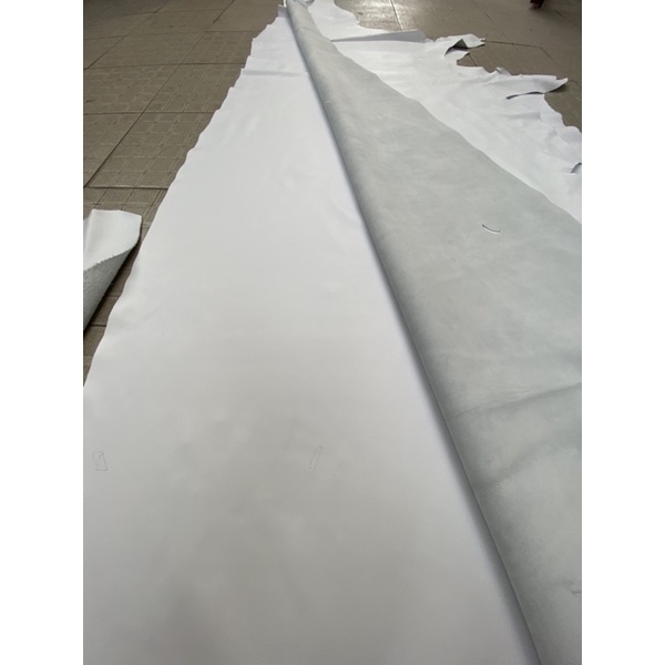 Da bò nappa trắng