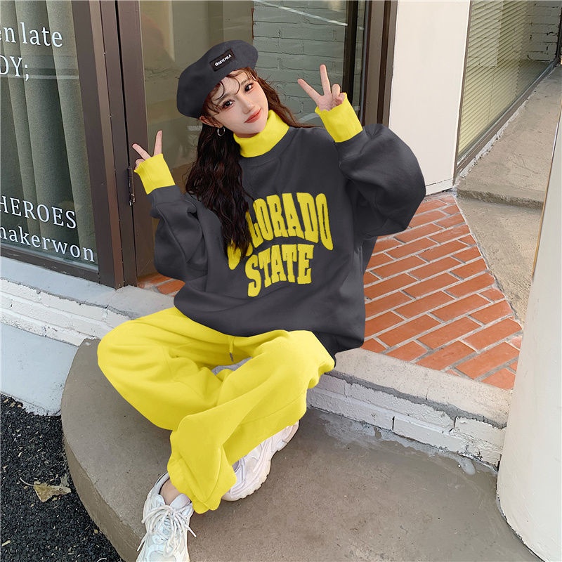 Set đồ thể thao gồm áo sweater + quần dài phong cách đường phố thời trang thu đông 2024 cho nữ