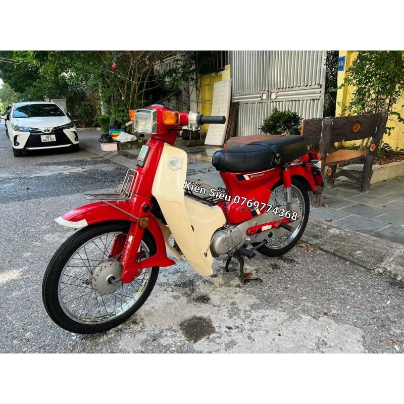 Bửng Honda DD - cub 82 màu ngã vàng giả zin
