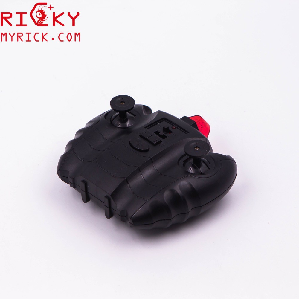 Xe Robot biến hình - Leo tường pin sạc độc đáo
