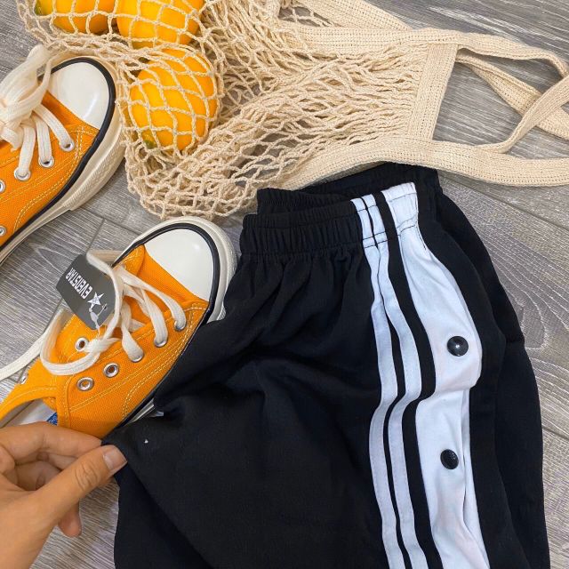 Về kịp trả khách😎😎 𝚂𝙿𝙾𝚁𝚃 𝙶𝙸𝚁𝙻 😎😎Bổ sung vào tủ đồ của mình đi nào các cô nàng cá tính 😊Quần thể thao