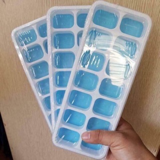 Khay đá silicon có nắp đậy