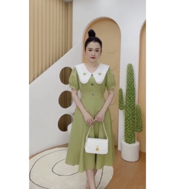 Đầm xanh dây thắt eo