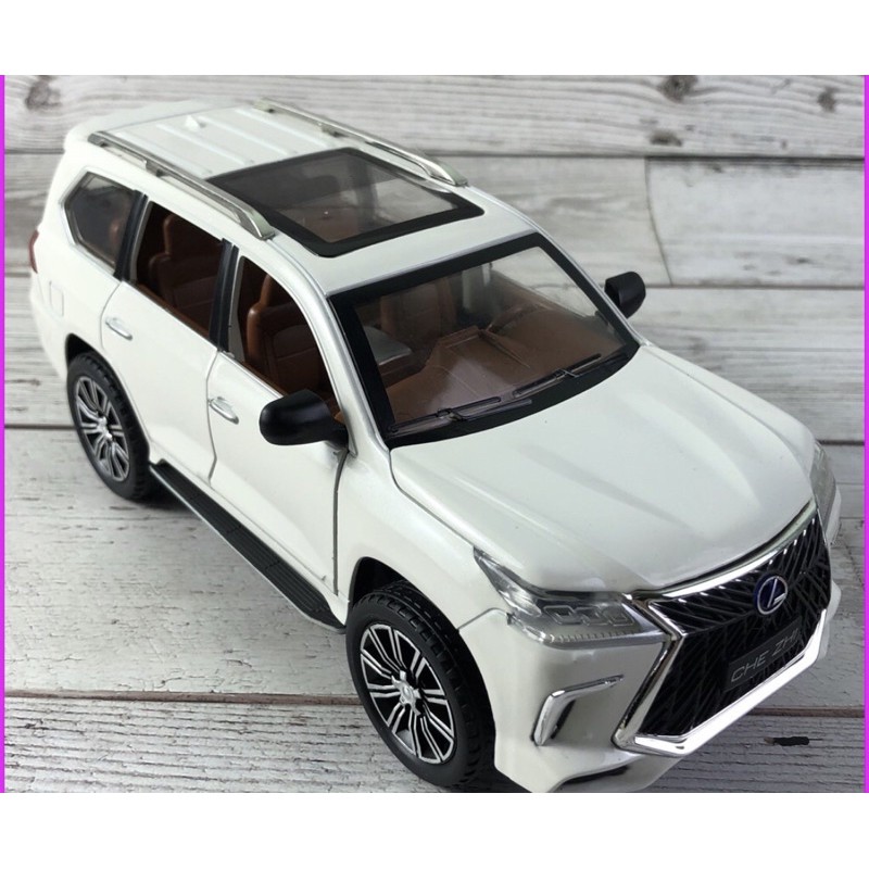 Mô hình xe Lexus 570 super sport