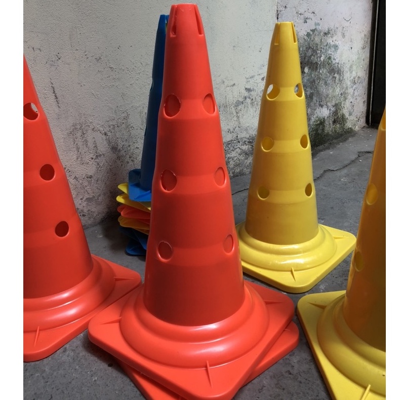 Combo 5 Chiếc Nấm Tập Chiến Thuật, Marker, Cone Chơi Thể Thao Bóng Đá Rào Cản Nhựa Loại 25F, 30F, 38F, 50F