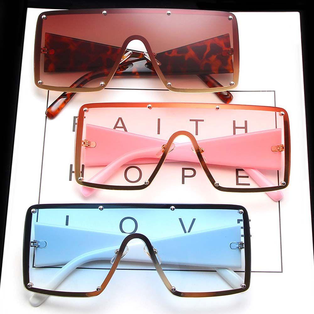 Kính Mát Gọng Vuông Oversize Chống Tia UV Màu Xanh Dương Gradient Thời Trang Cho Nữ