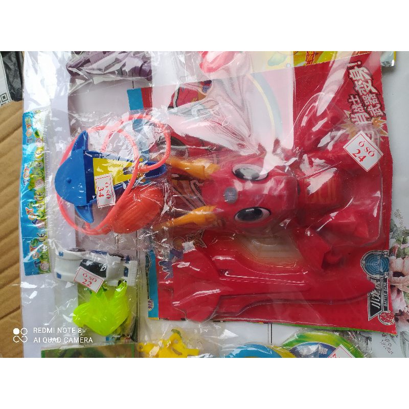 Vỉ 90 kẹo cao xu bóc thưởng 12  con trúng thuiqngr