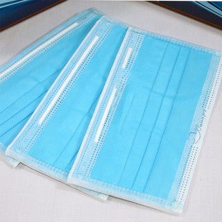 Khẩu trang y tế 4 lớp VN PRO