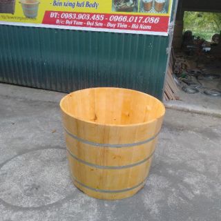 Bồn tắm tròn gỗ thông