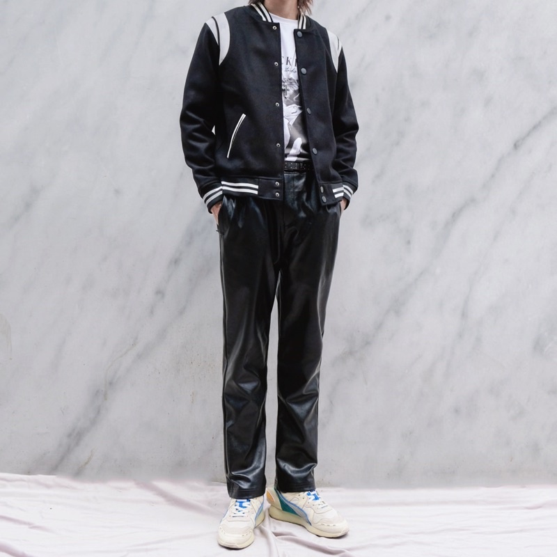 Áo khoác varsity teddy - The Maze