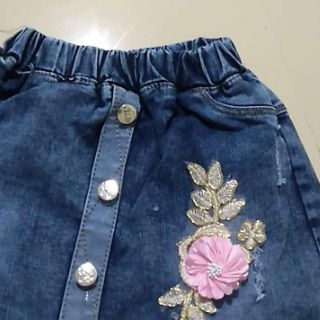 Quần bò giả váy trẻ em