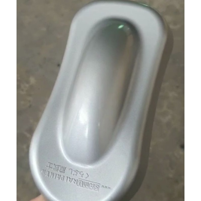 Sơn Xịt Samurai Màu Bạc Cao Cấp - Mã PS124