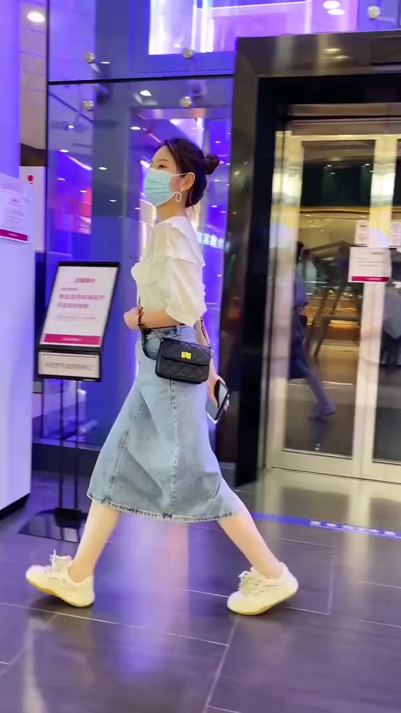 Chân Váy Jean xẻ tà sau,chân váy bò dáng dài cạp cao thời trang | BigBuy360 - bigbuy360.vn