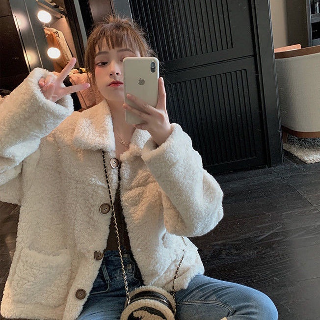 Áo khoác lông cừu dày dặn thời trang thu đông cho nữ | BigBuy360 - bigbuy360.vn