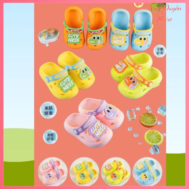 Dép Siêu Nhẹ Bé 1=5 - Tuổi Dép Sục Cho Bé -Dép Cross Kèm Sticker Bé Trai Và Bé Gái