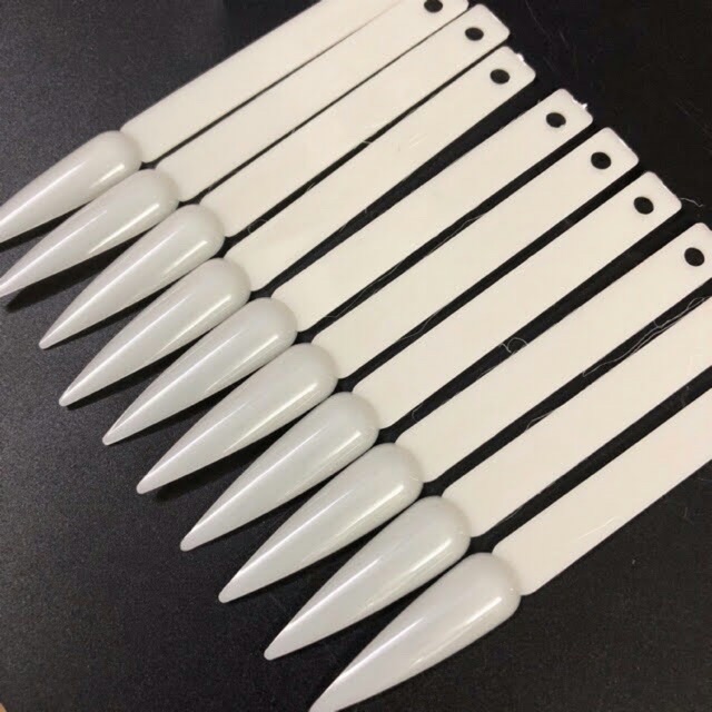 Móng que nhọn  làm mẫu nail, học nail