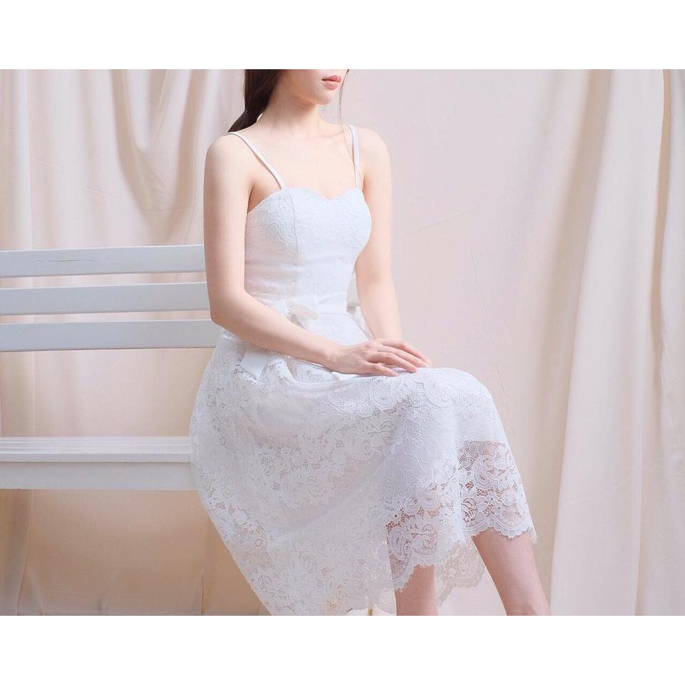 Đầm ren trắng hai dây dự tiệc bán chạy nhất mọi thời đại