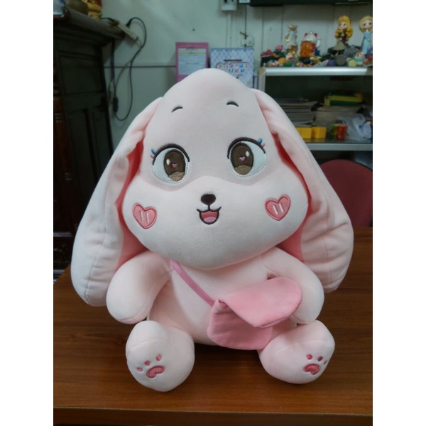 Thỏ bông má tim