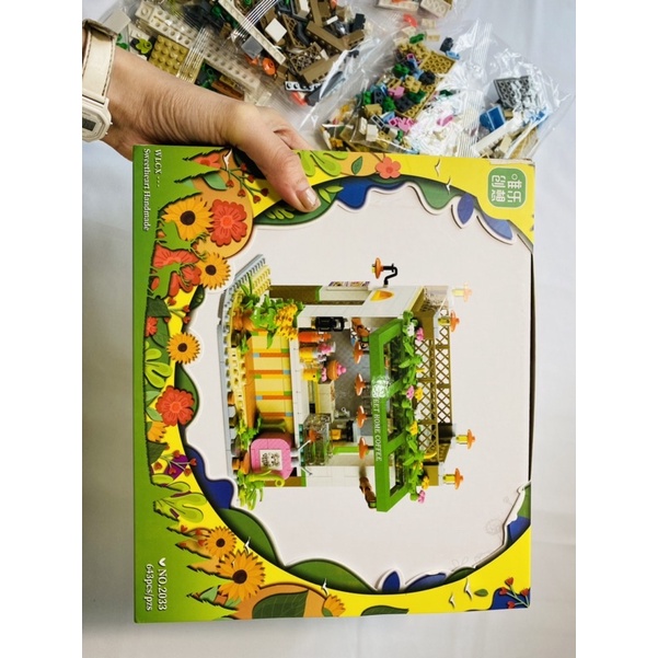 Lego Sweet Home Coffee 643pcs 12*10*11.5cm + đèn Malibu Corner