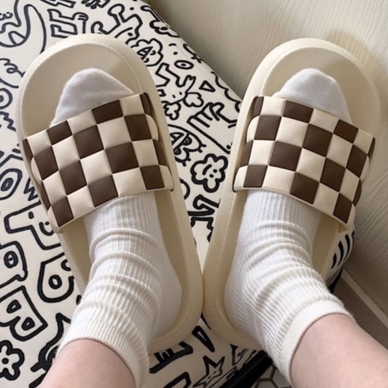 Dép Ulzzang - Dép Quai Ngang Bánh Mì chuẩn hàng quảng châu họa tiết caro dễ thương Nam Nữ