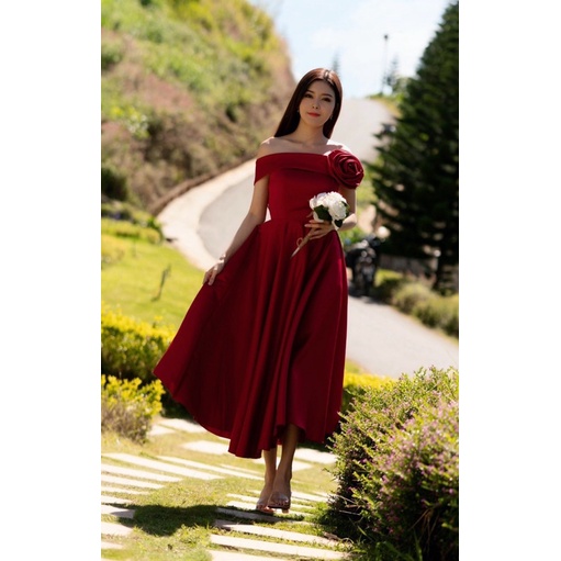 Đầm xoè midi TRIPBLE T DRESS mặc cưới bẹt vai phối hoa hồng rời eo hoặc vai - size S/M/L - MS196Y