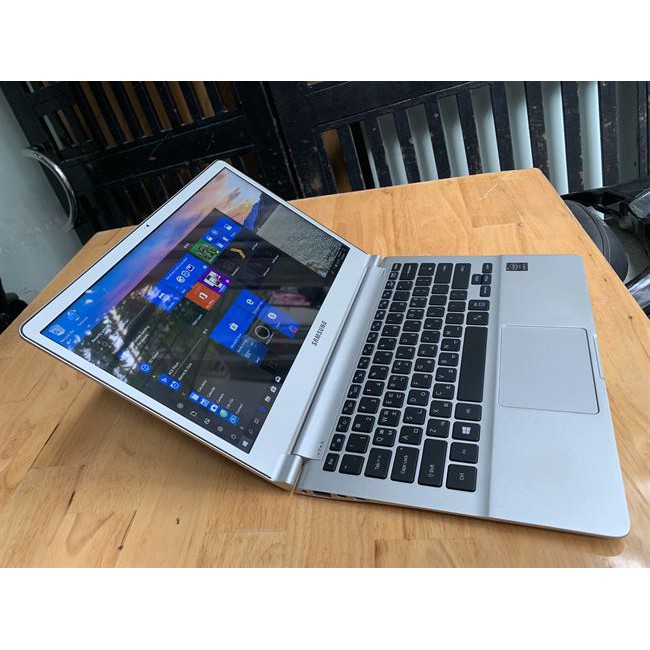 Laptop Samsung 900X3k, i5 5200u, 8G, 128G, 13.3in, 3K