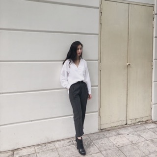 Áo sơ mi cổ V