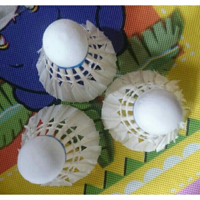 Cầu lông ba sao