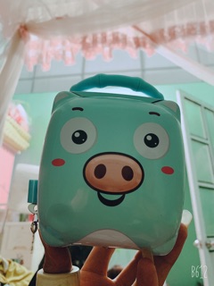 Két sắt đựng tiền